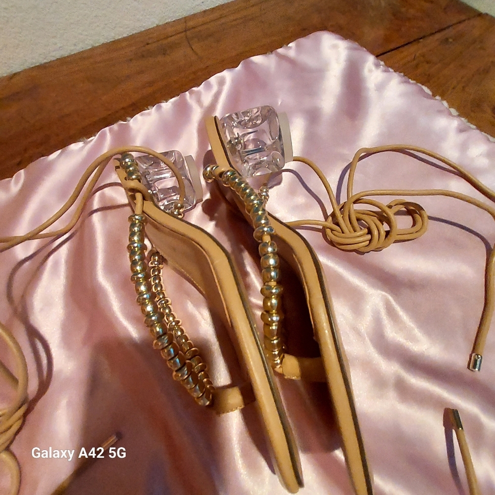Katy Perry Collections Tan Beaded T-Strap Sandals - Picture 6 of 8